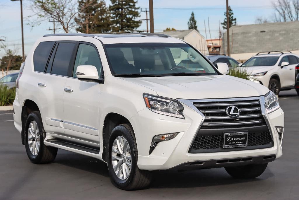 used 2019 Lexus GX 460 car, priced at $38,661