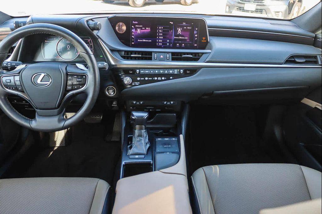 used 2021 Lexus ES 350 car, priced at $30,902