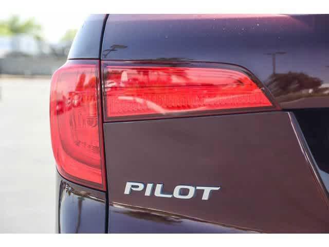 used 2016 Honda Pilot car, priced at $15,484