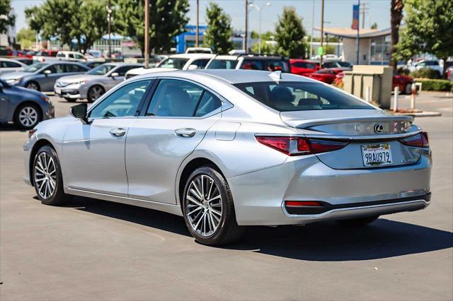 used 2025 Lexus ES 300h car, priced at $43,982