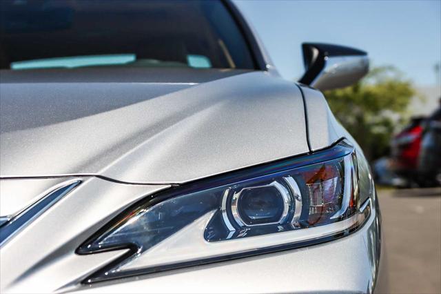 used 2025 Lexus ES 300h car, priced at $43,982