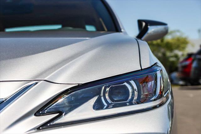 used 2025 Lexus ES 300h car, priced at $43,982