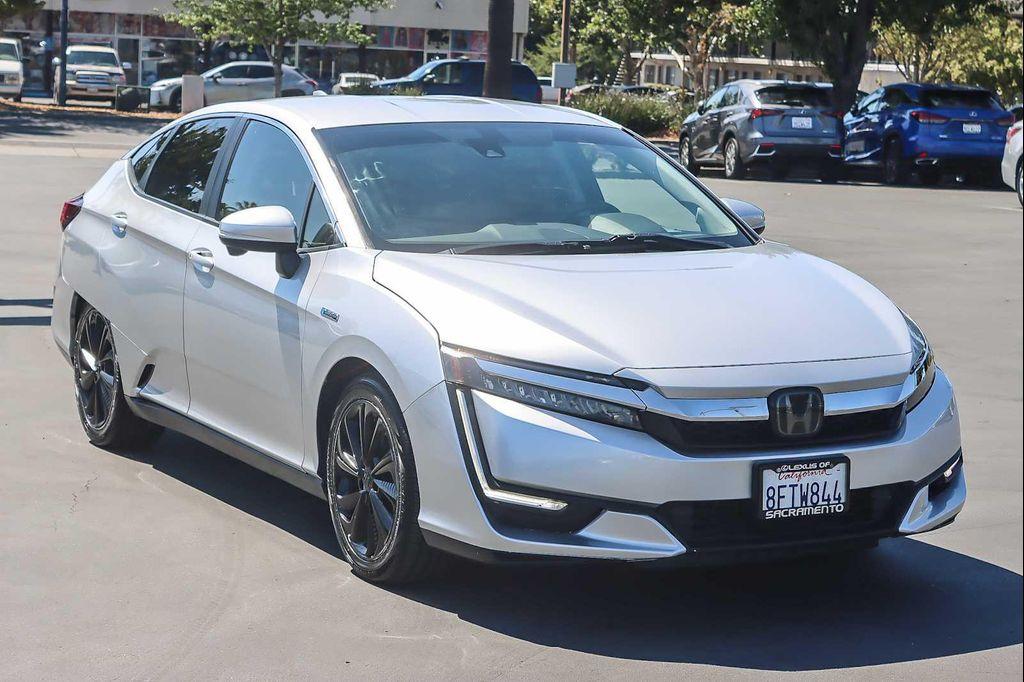 used 2018 Honda Clarity Plug-In Hybrid car, priced at $17,883