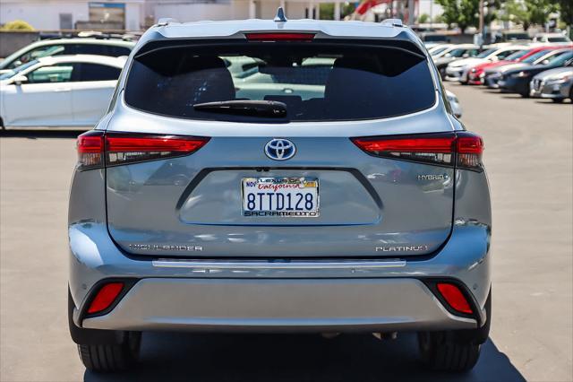 used 2021 Toyota Highlander Hybrid car, priced at $39,611