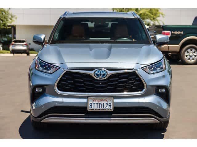 used 2021 Toyota Highlander Hybrid car, priced at $39,491