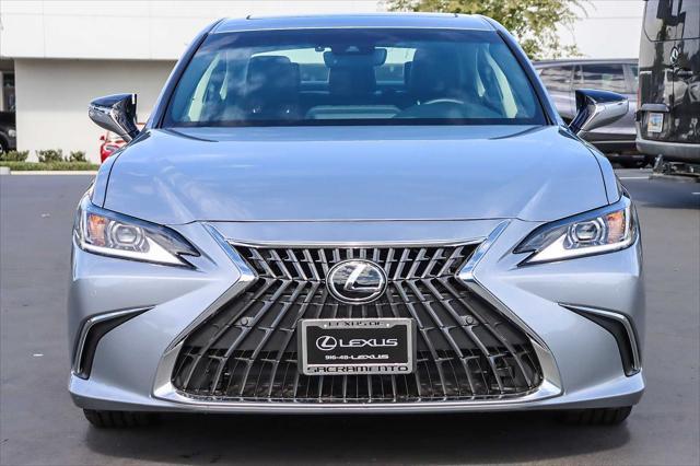 new 2025 Lexus ES 300h car, priced at $48,894