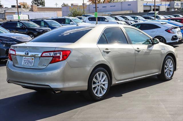 used 2014 Toyota Camry Hybrid car, priced at $16,151