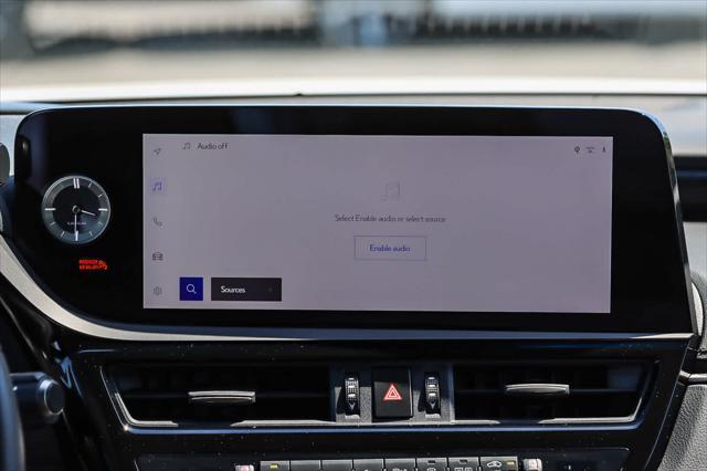 new 2025 Lexus ES 300h car, priced at $57,154