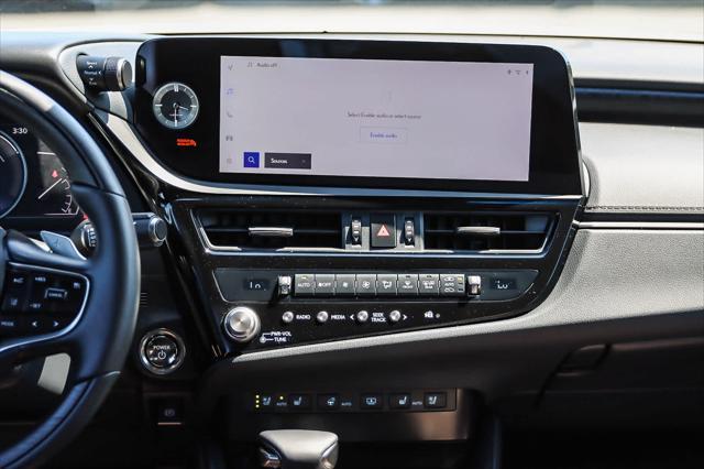 new 2025 Lexus ES 300h car, priced at $57,154