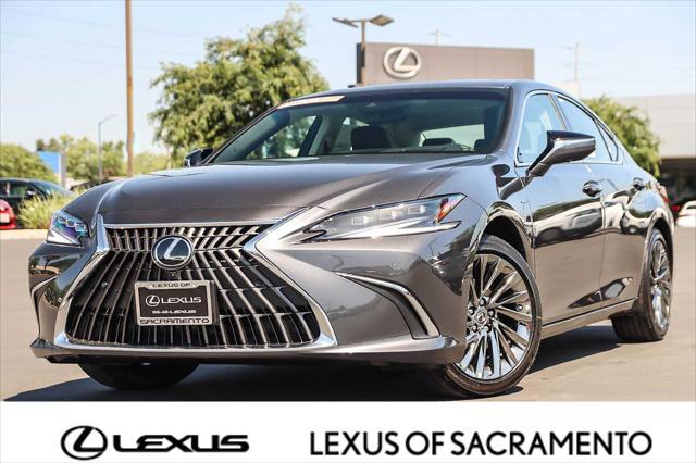 new 2025 Lexus ES 300h car, priced at $57,154