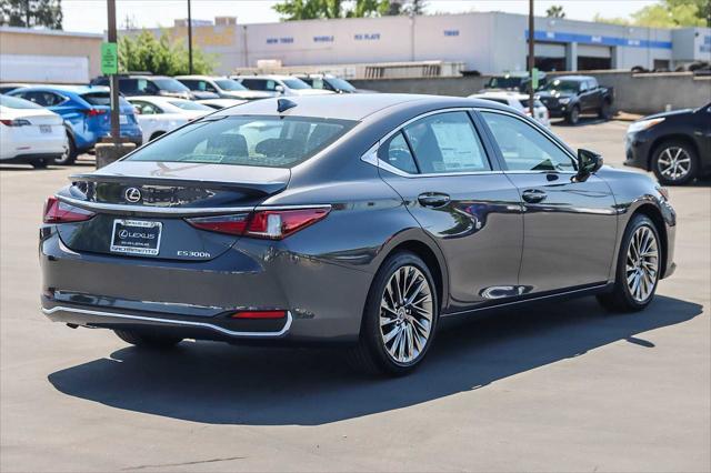 new 2025 Lexus ES 300h car, priced at $57,154
