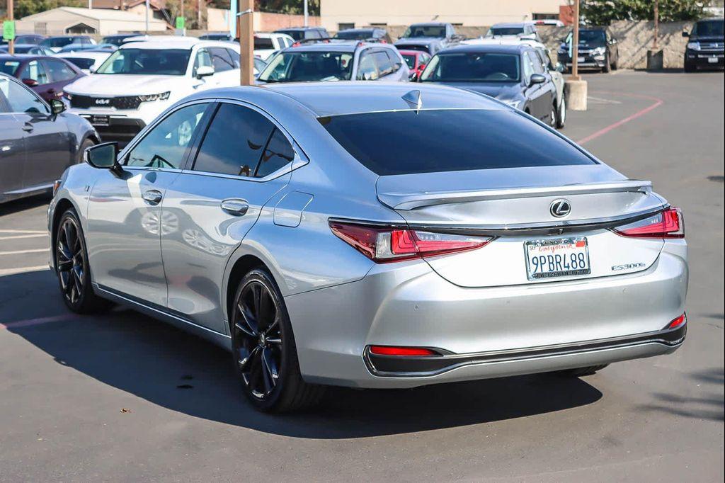 used 2024 Lexus ES 300h car, priced at $47,321