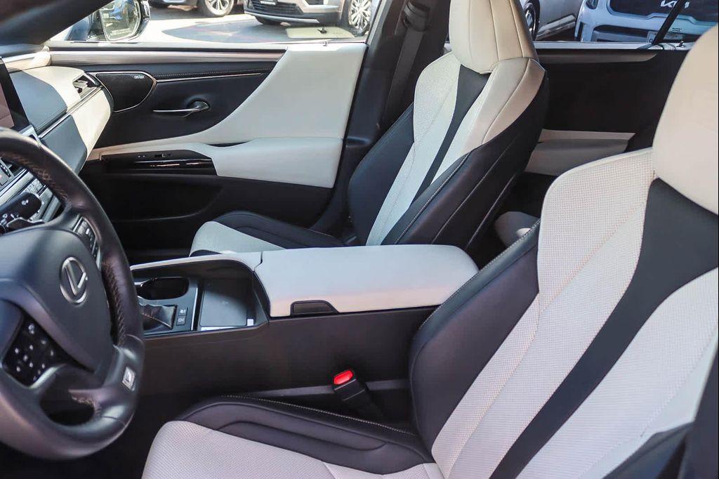 used 2024 Lexus ES 300h car, priced at $47,321