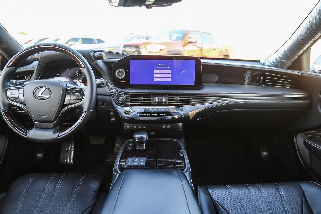 new 2024 Lexus LS 500 car, priced at $89,700
