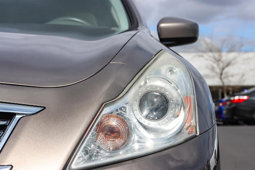 used 2011 INFINITI G37 car, priced at $10,541