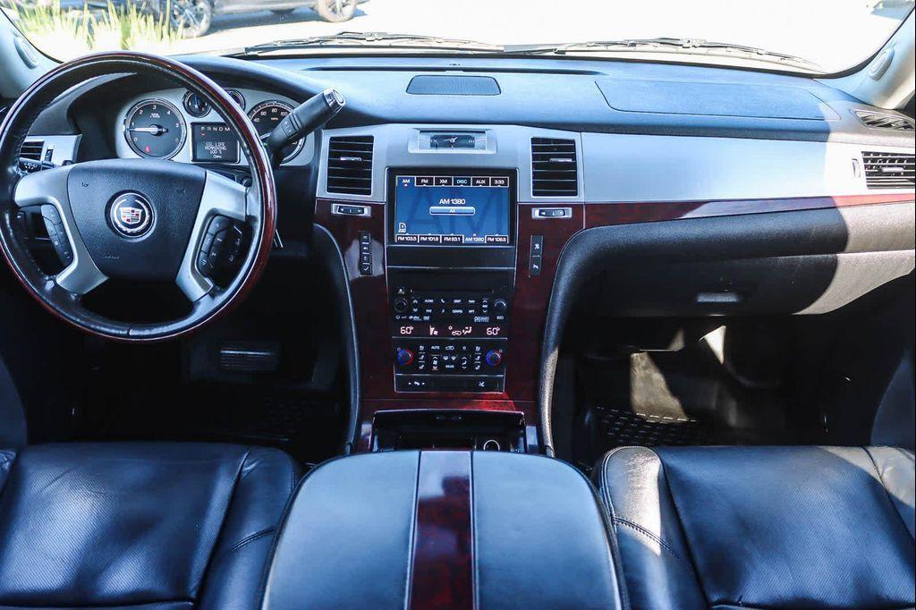 used 2011 Cadillac Escalade ESV car, priced at $13,182