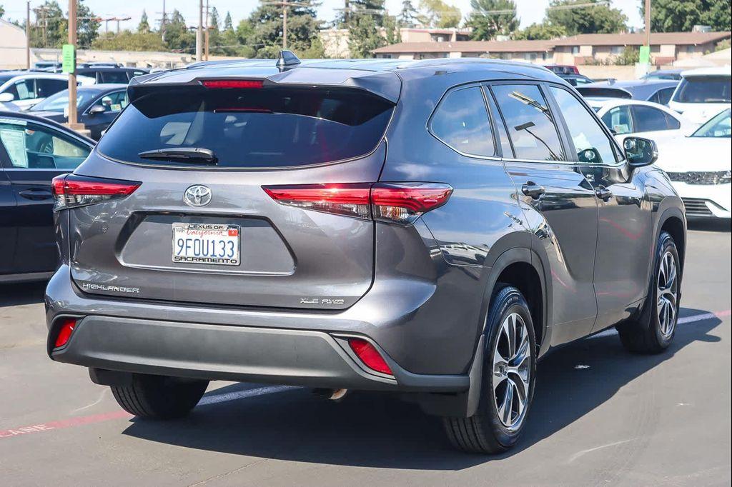 used 2023 Toyota Highlander car, priced at $34,943