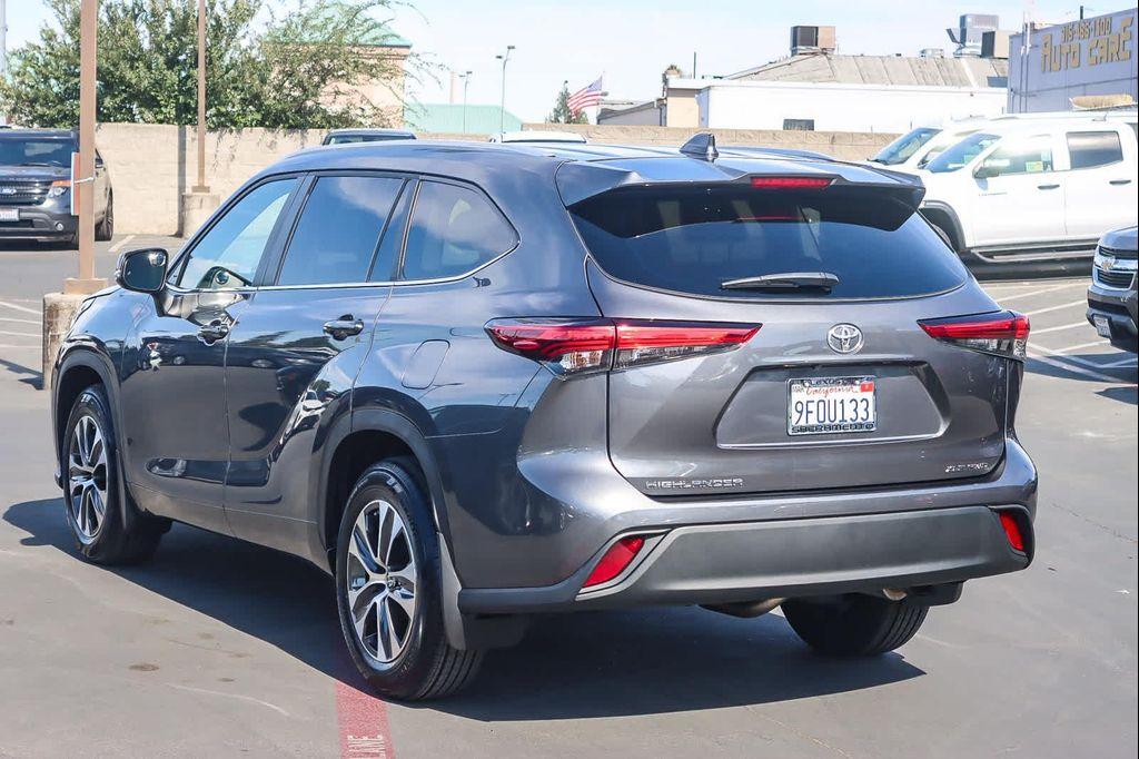 used 2023 Toyota Highlander car, priced at $34,943