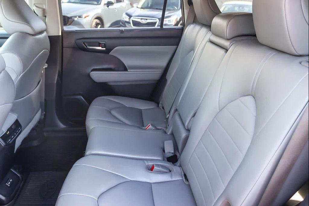 used 2023 Toyota Highlander car, priced at $34,943