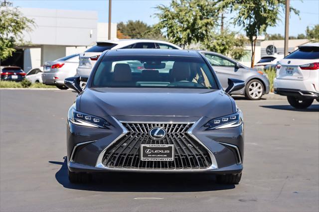 new 2025 Lexus ES 300h car, priced at $52,289