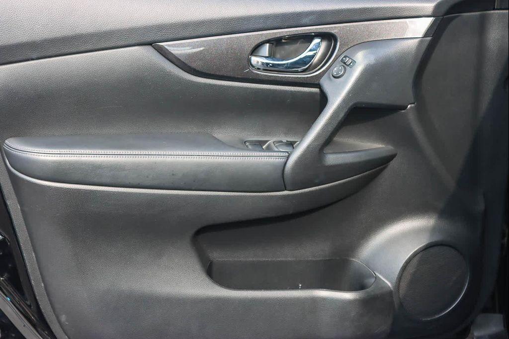 used 2017 Nissan Rogue car, priced at $12,902