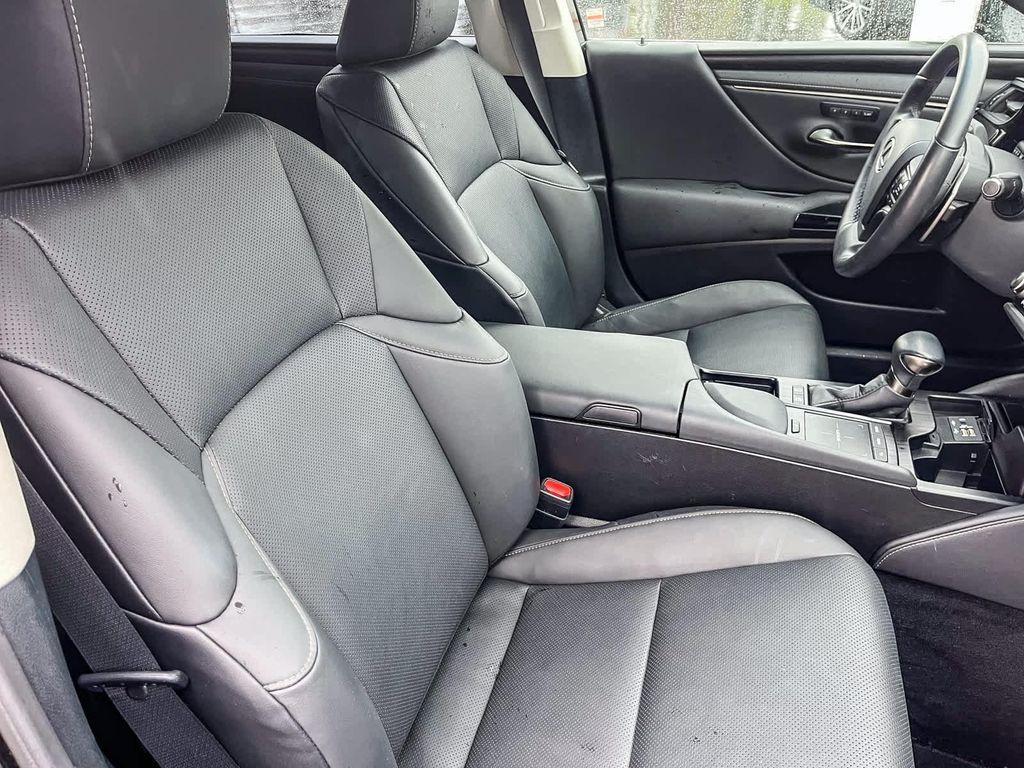 used 2022 Lexus ES 300h car, priced at $34,783