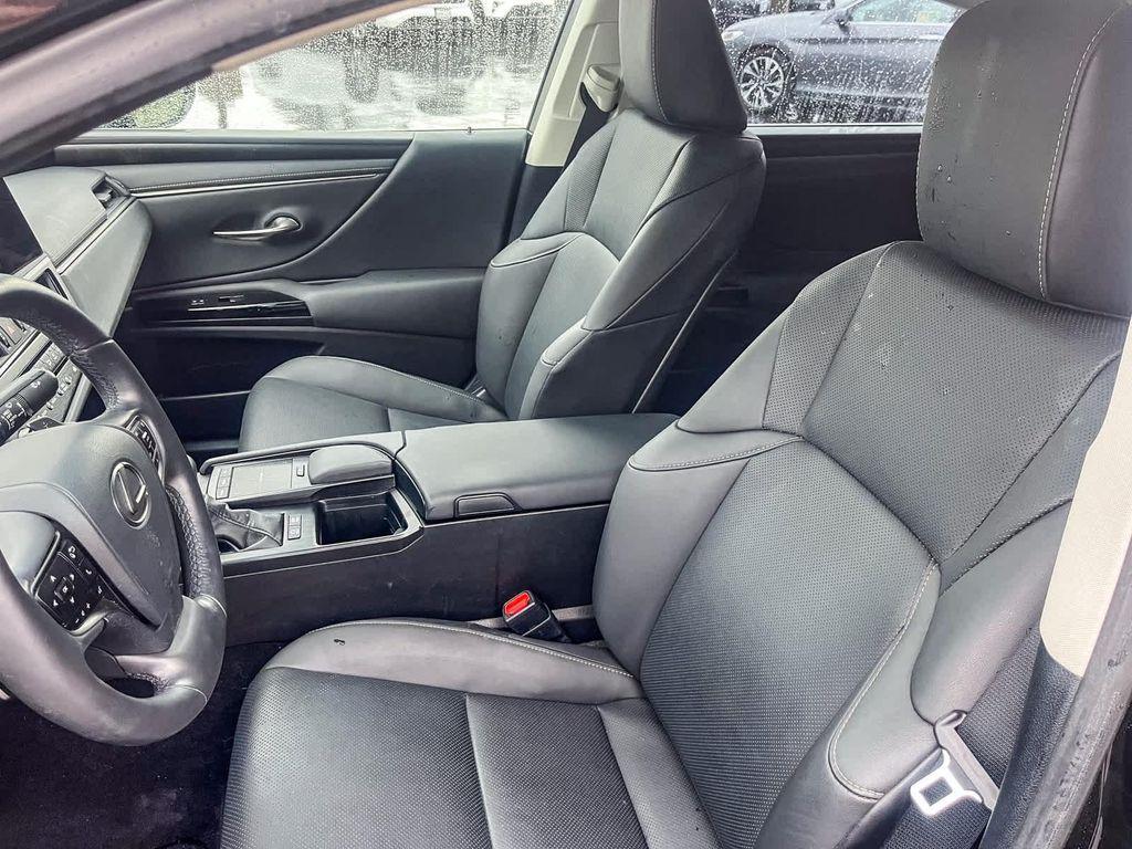 used 2022 Lexus ES 300h car, priced at $34,783