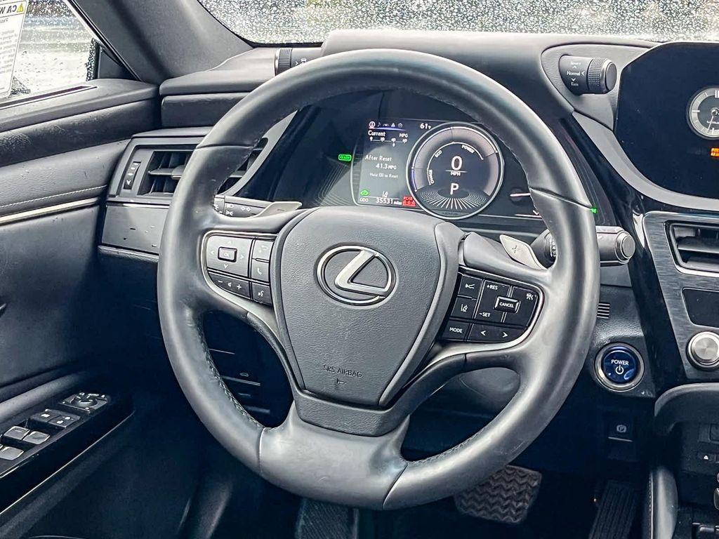 used 2022 Lexus ES 300h car, priced at $34,783