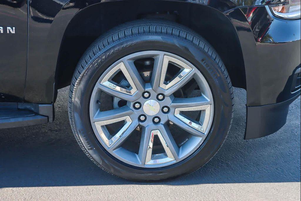 used 2015 Chevrolet Suburban car, priced at $15,885