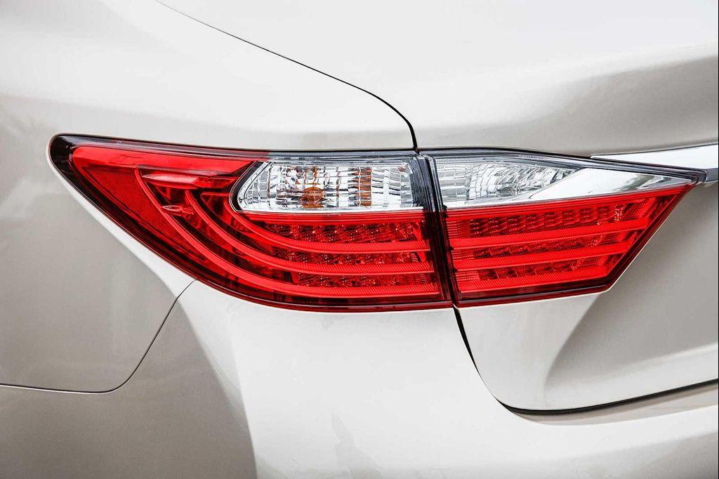 used 2013 Lexus ES 350 car, priced at $15,131