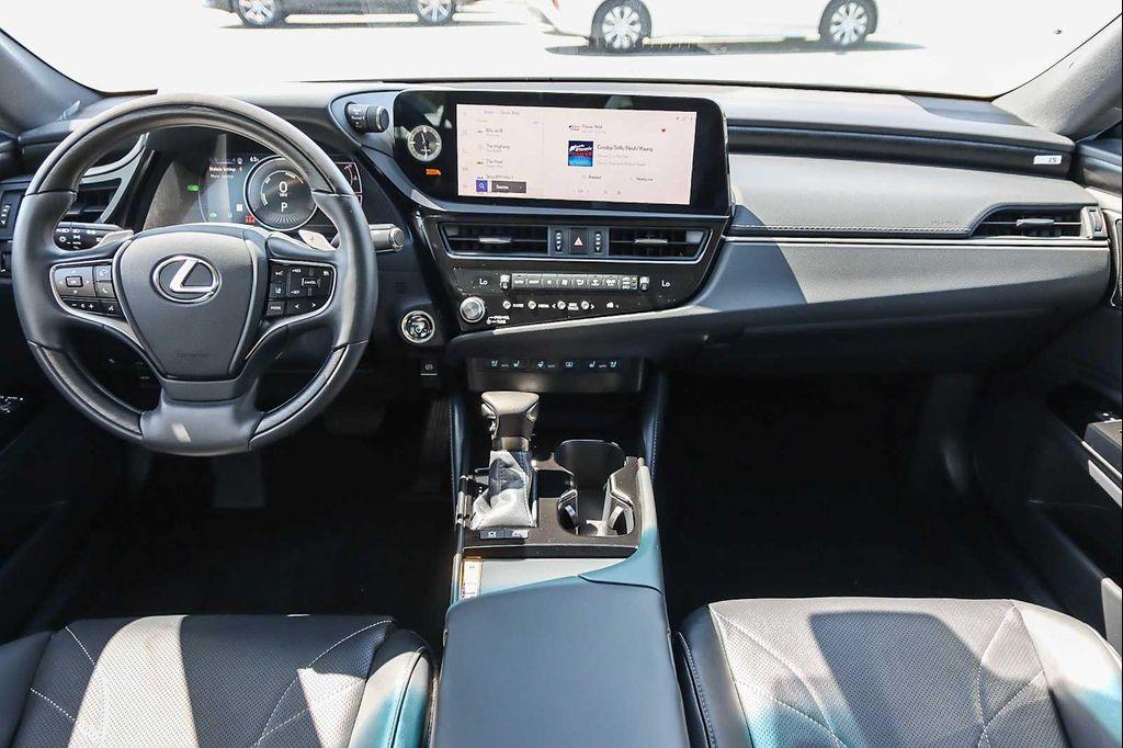 new 2025 Lexus ES 300h car, priced at $57,274