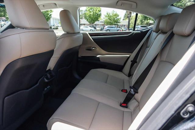 used 2021 Lexus ES 300h car, priced at $36,161