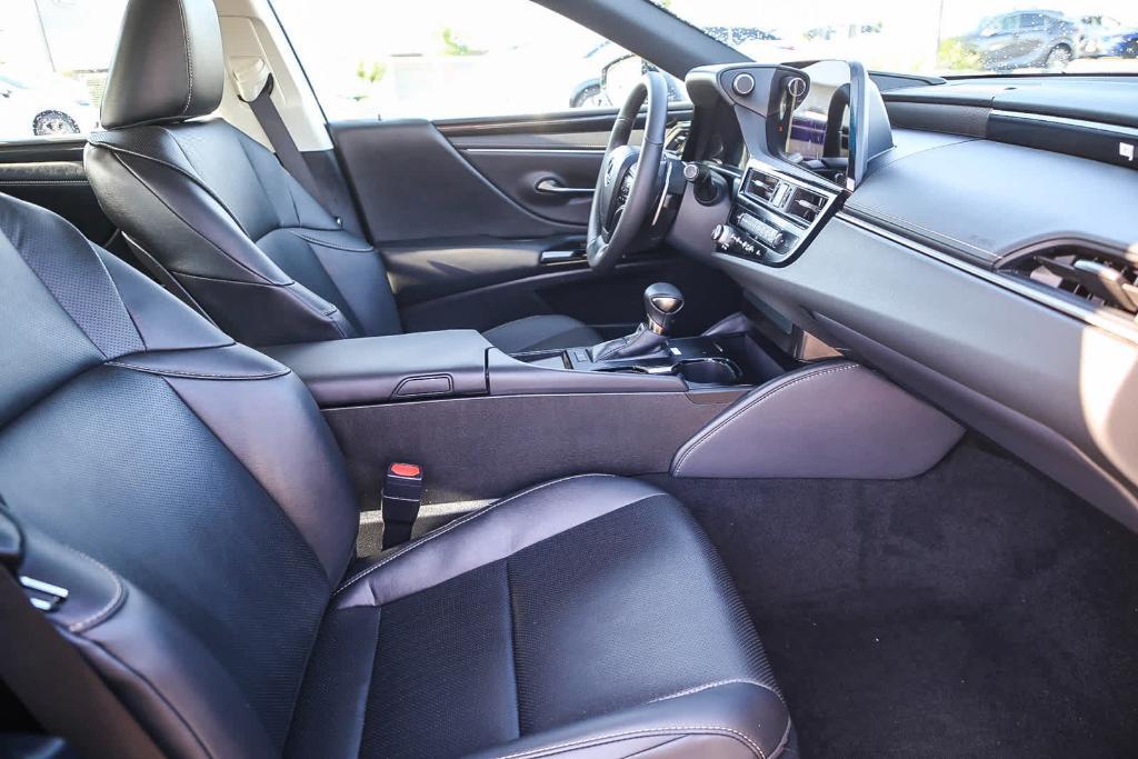 new 2024 Lexus ES 350 car, priced at $42,320