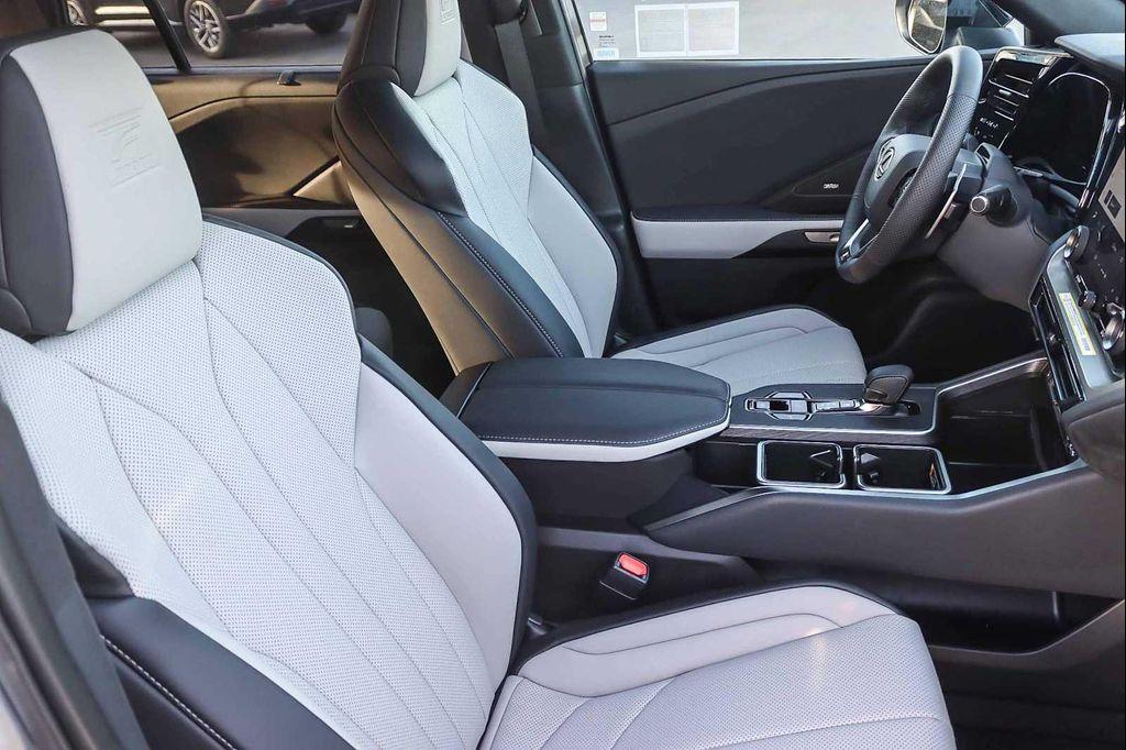 new 2026 Lexus TX 500h car, priced at $75,909