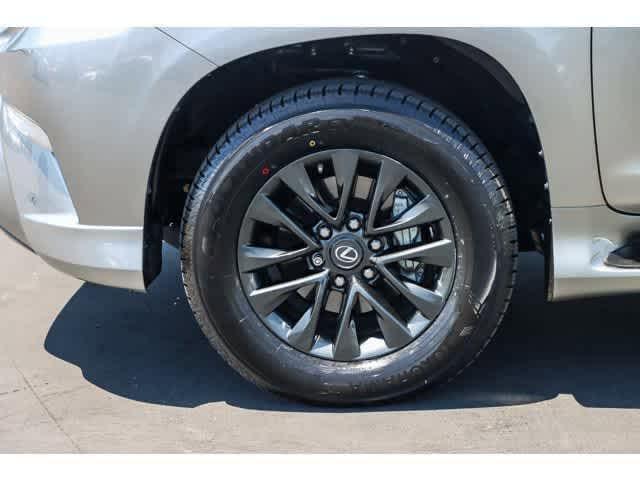 used 2023 Lexus GX 460 car, priced at $57,552