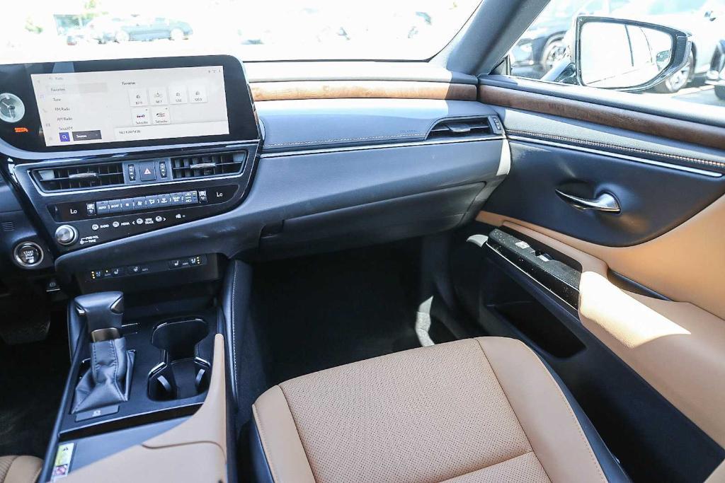 used 2023 Lexus ES 350 car, priced at $39,521