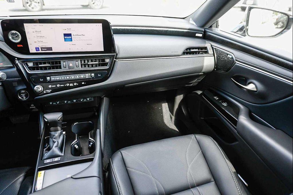 new 2025 Lexus ES 300h car, priced at $56,944