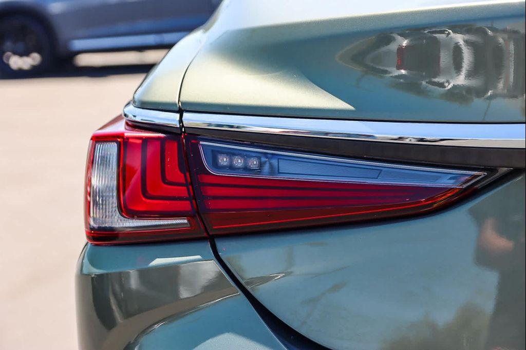 used 2019 Lexus ES 350 car, priced at $30,991