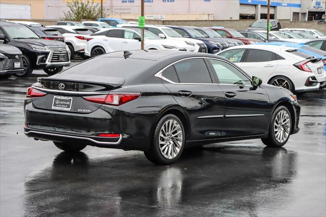 used 2023 Lexus ES 300h car, priced at $45,801