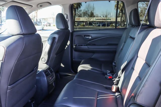 used 2022 Honda Pilot car, priced at $29,571