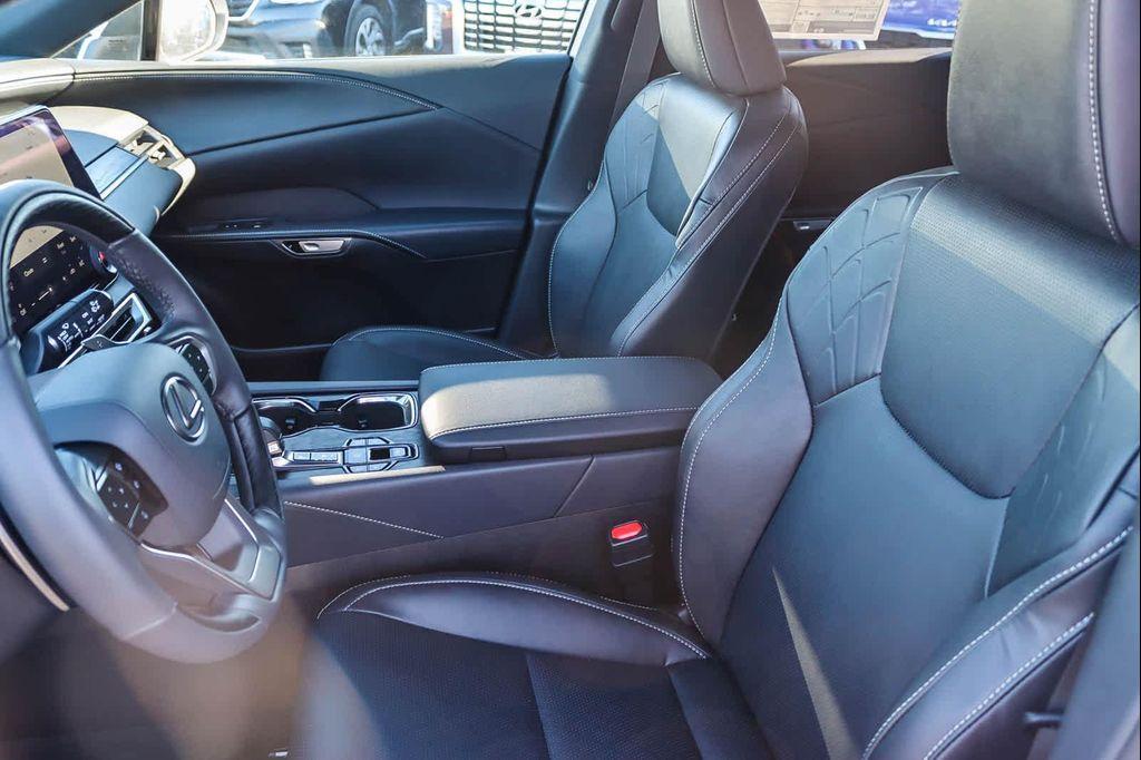 new 2025 Lexus RX 350 car, priced at $62,854