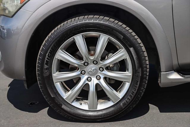 used 2011 INFINITI QX56 car, priced at $11,163