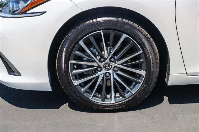 used 2023 Lexus ES 300h car, priced at $41,381