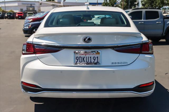 used 2023 Lexus ES 300h car, priced at $41,381