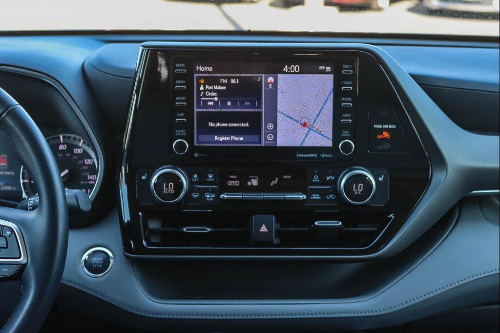 used 2022 Toyota Highlander car, priced at $38,521