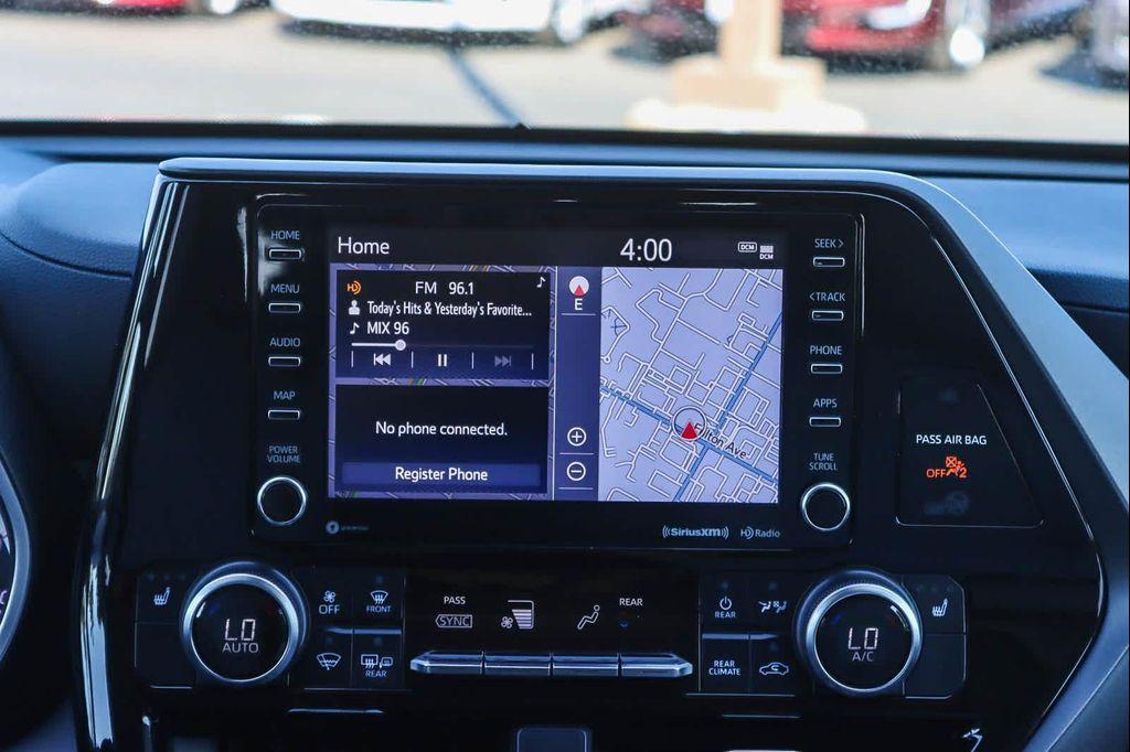used 2022 Toyota Highlander car, priced at $38,521