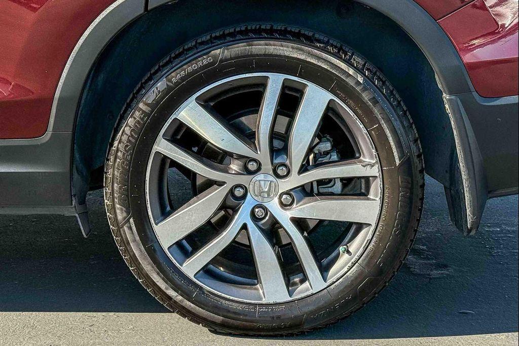 used 2018 Honda Pilot car, priced at $18,971