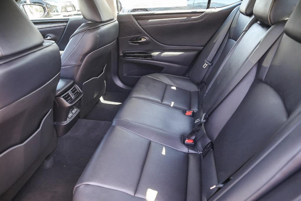 new 2024 Lexus ES 250 car, priced at $46,616