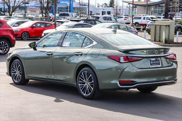 new 2025 Lexus ES 300h car, priced at $50,114