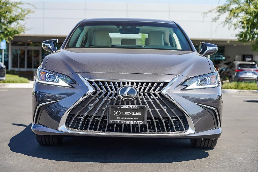 new 2025 Lexus ES 300h car, priced at $48,979